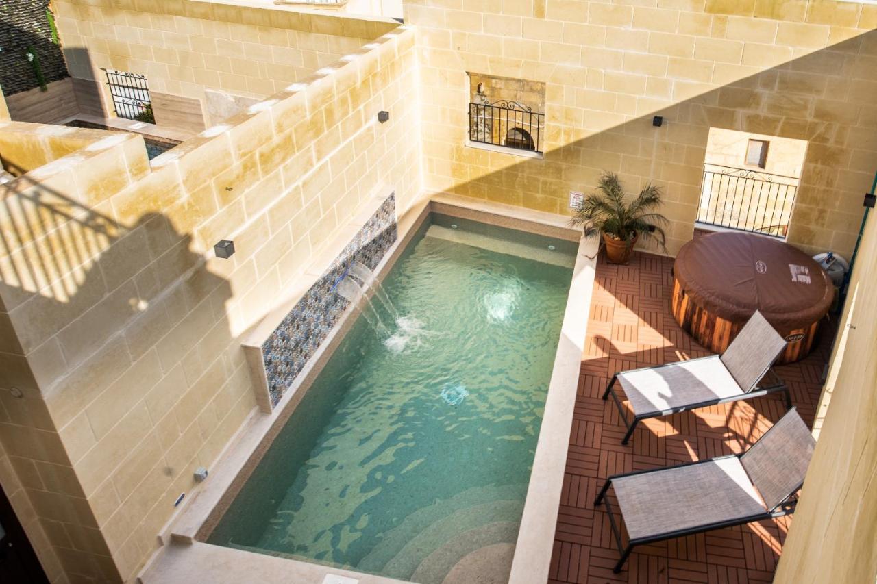 Narcisa - Luxury 3Br Traditional House With Pool, Cinema & Hot Tub Xaghra Luaran gambar