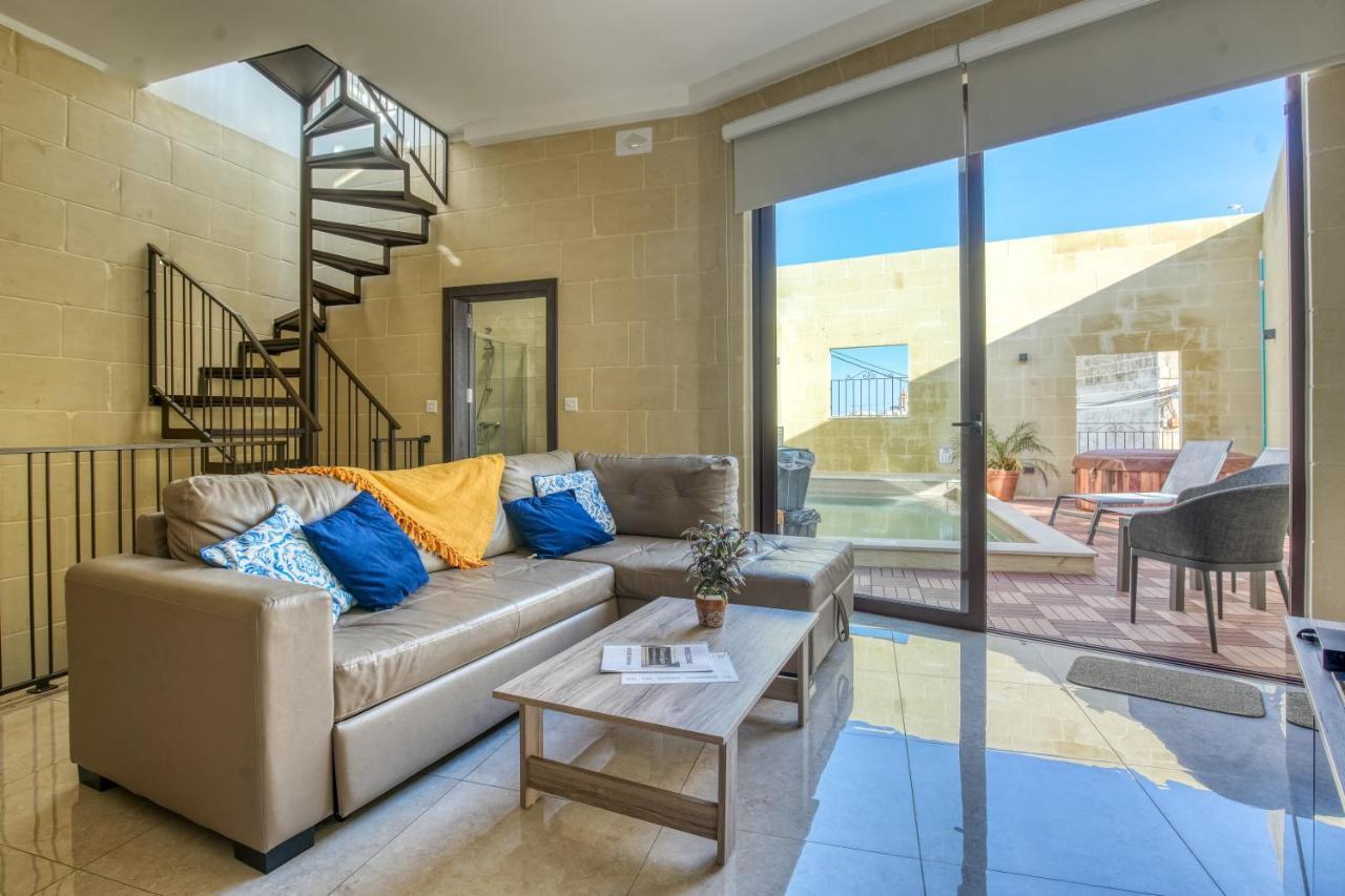Narcisa - Luxury 3Br Traditional House With Pool, Cinema & Hot Tub Xaghra Luaran gambar