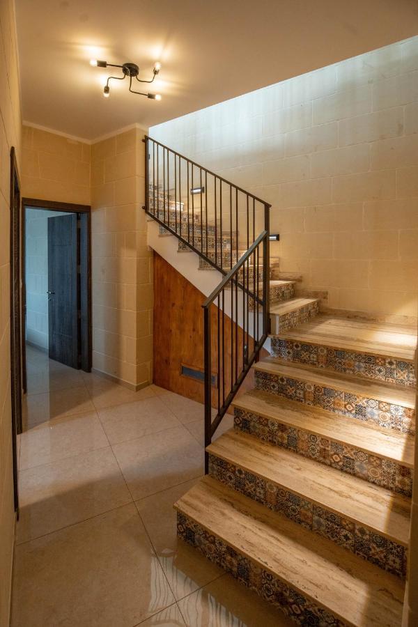Narcisa - Luxury 3Br Traditional House With Pool, Cinema & Hot Tub Xaghra Luaran gambar