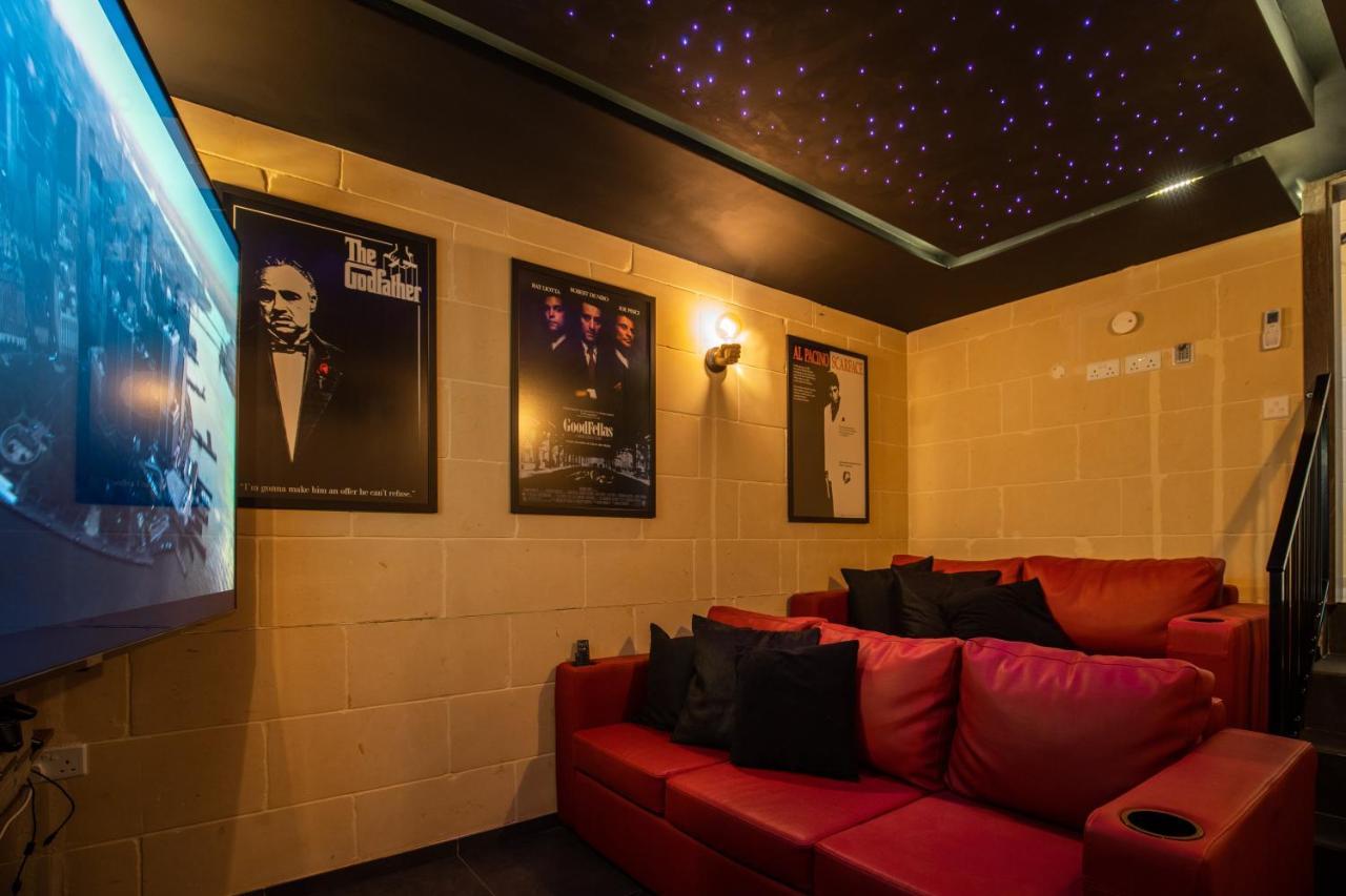 Narcisa - Luxury 3Br Traditional House With Pool, Cinema & Hot Tub Xaghra Luaran gambar